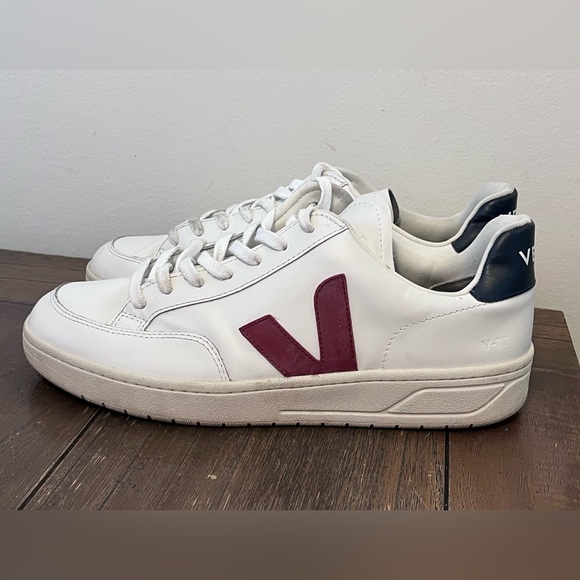 Veja V-12 Sneakers Mens size 11.5 - Picture 7 of 9